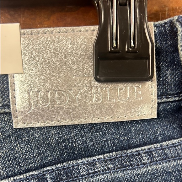 Dark Blue Straight Leg Jeans with Stud Accents - Judy Blue 881027 - Picture 6 of 8